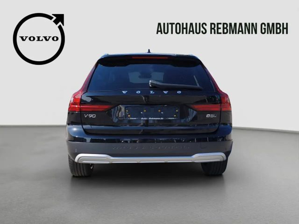 Volvo V90 Cross Country