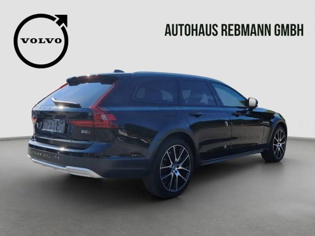Volvo V90 Cross Country