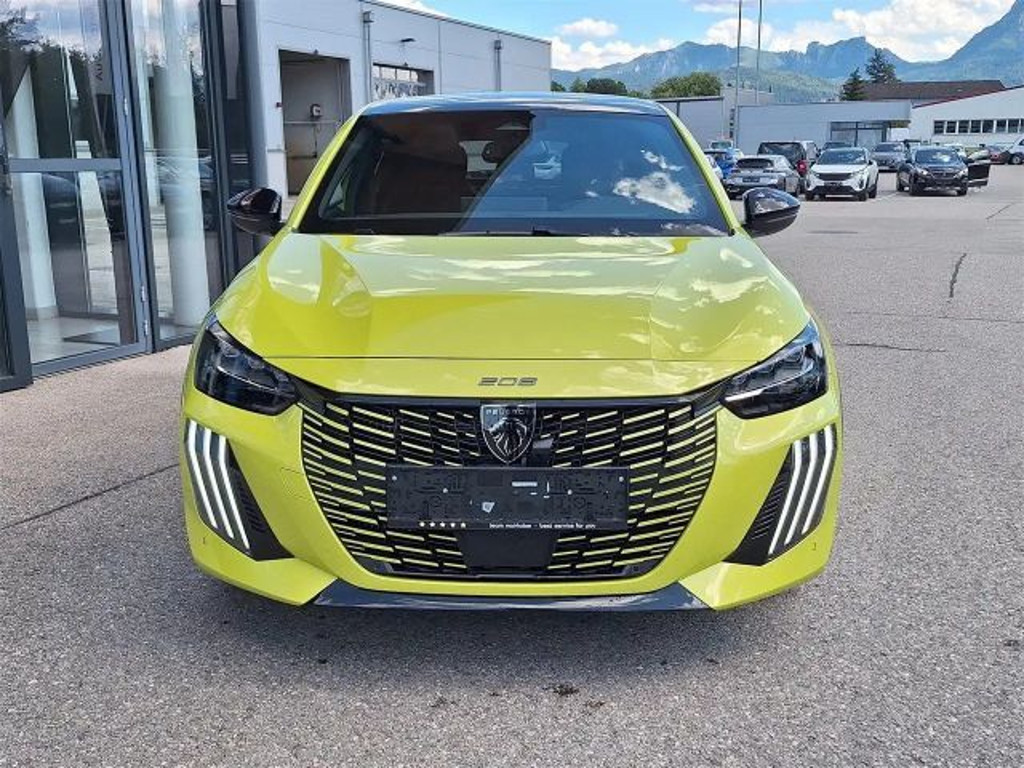 Peugeot e-208