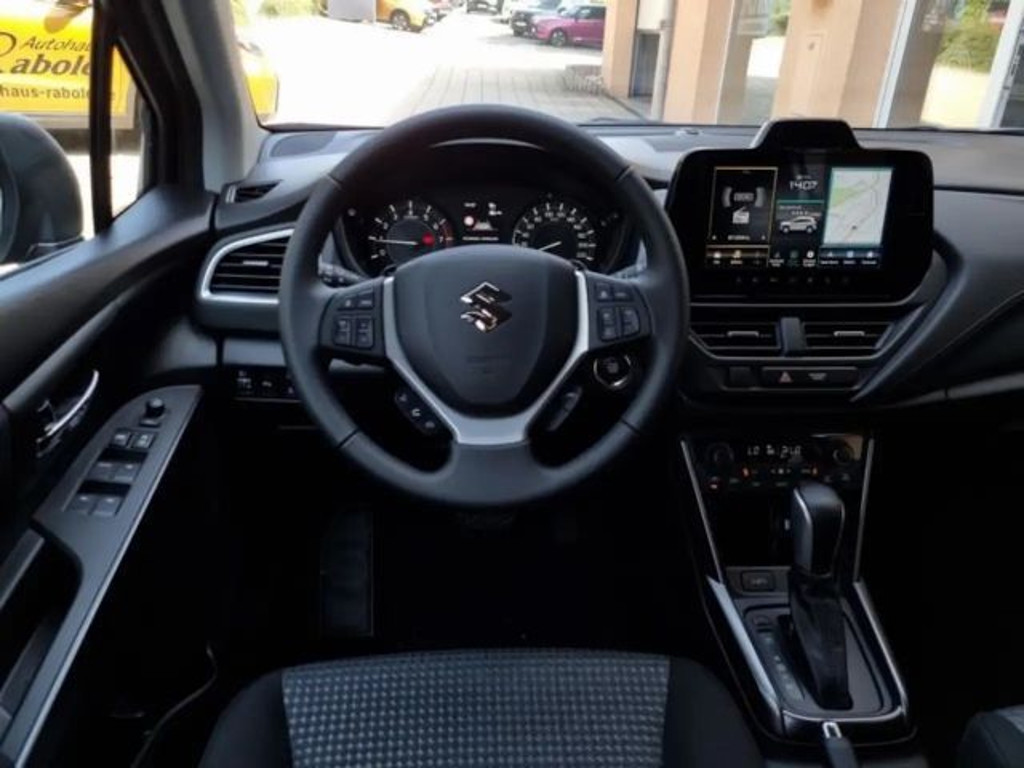 Suzuki S-Cross