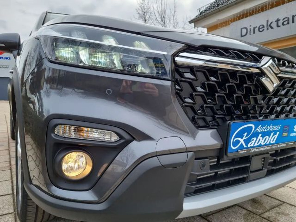 Suzuki S-Cross