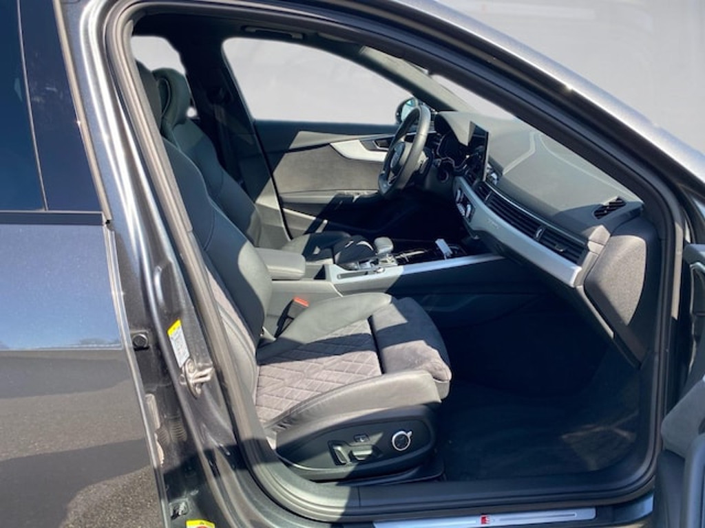 Audi S4