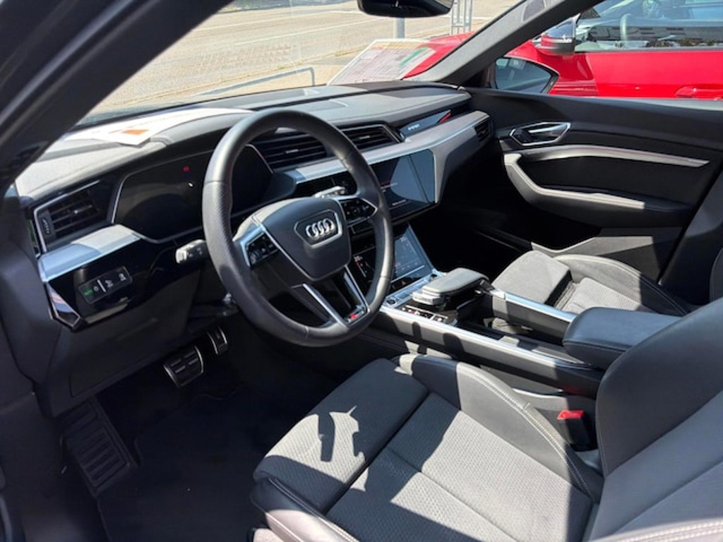 Audi Q8 e-tron