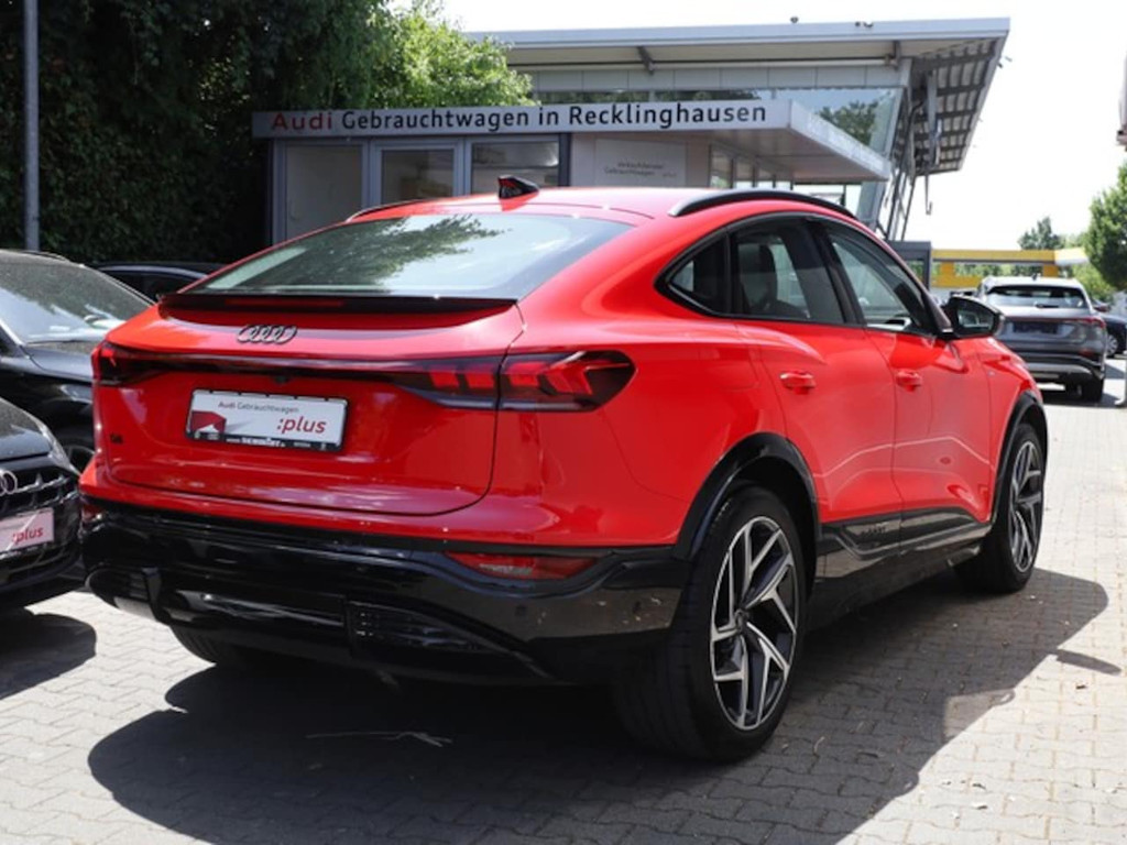 Audi Q6 e-tron