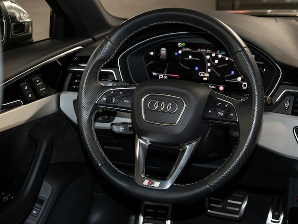 Audi S4
