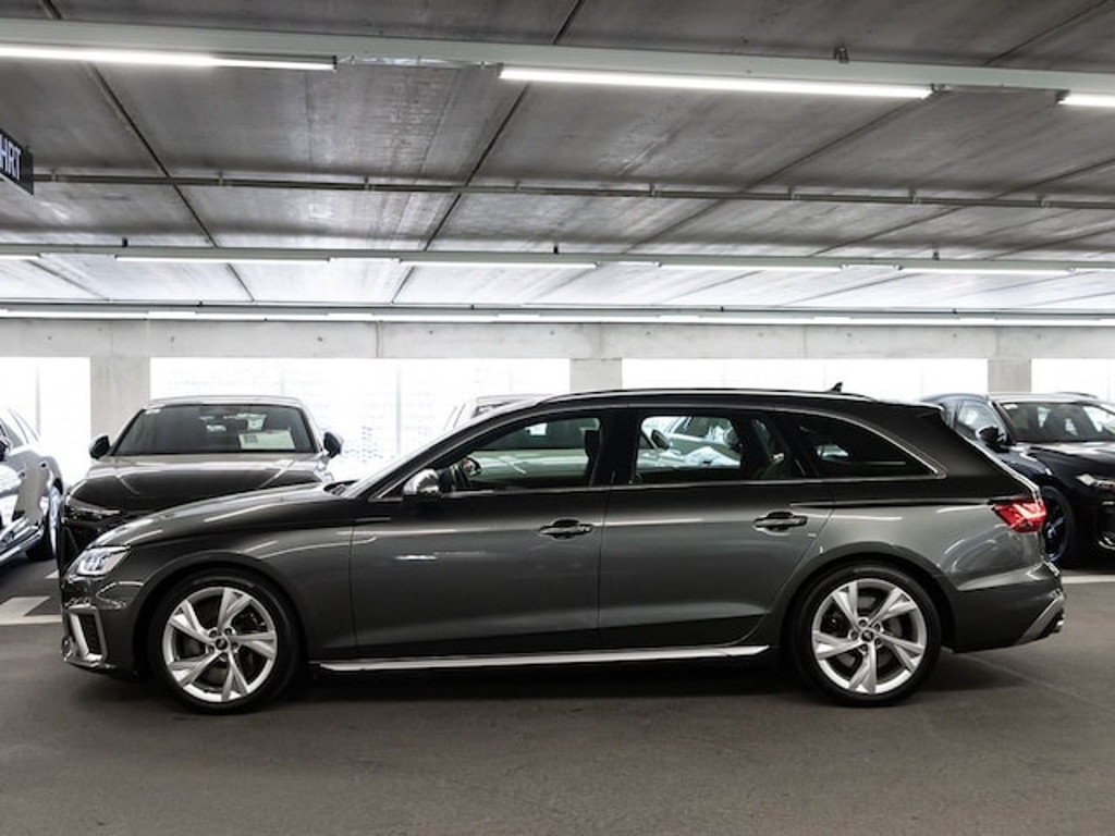 Audi S4