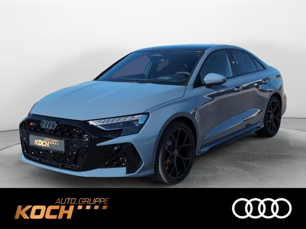 Audi RS3 Sedan Quattro S-Tronic