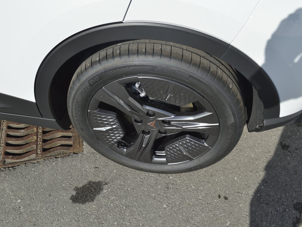 Cupra Raval
