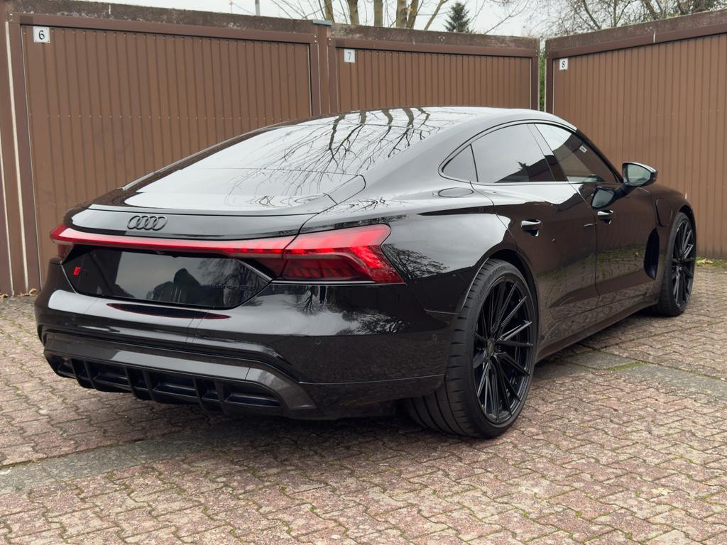 Audi RS e-tron GT