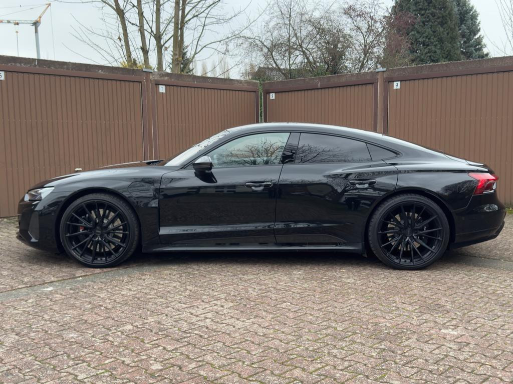 Audi RS e-tron GT