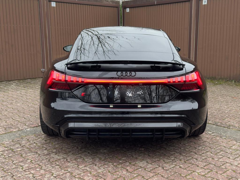 Audi RS e-tron GT
