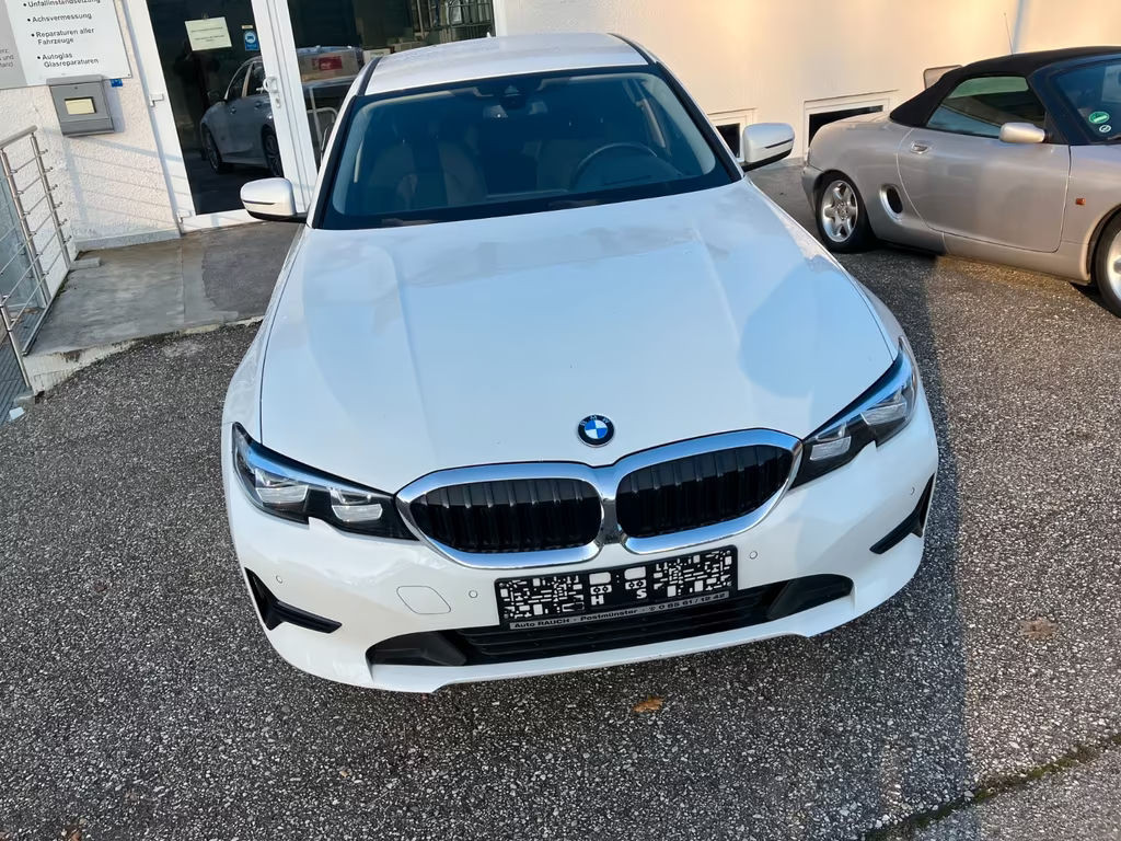BMW 3 Serie 318 Advantage pakket Sedan 318i