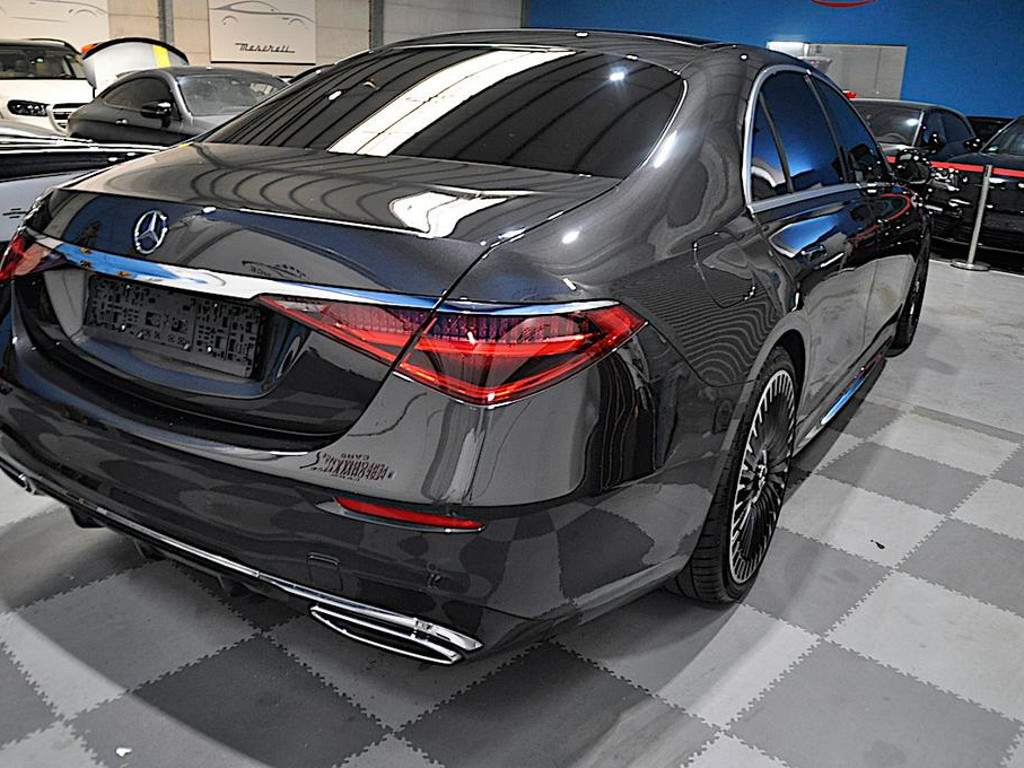 Mercedes-Benz S-Klasse