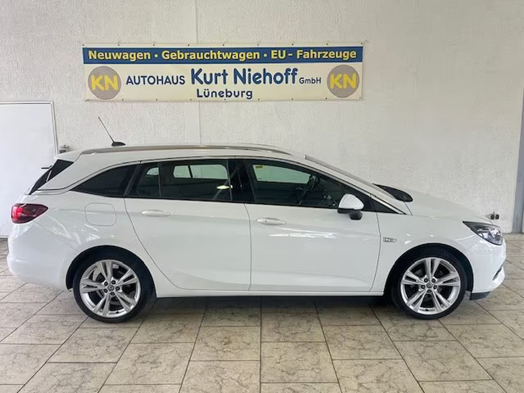 Opel Astra Sports Tourer Business Elegance