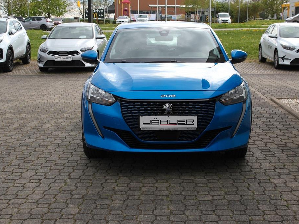 Peugeot e-208