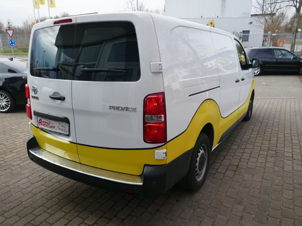 Toyota Proace (Verso)