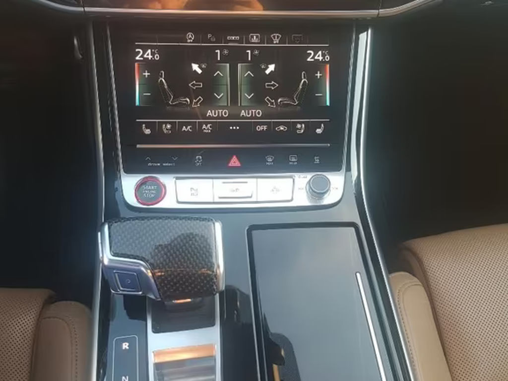 Audi S8