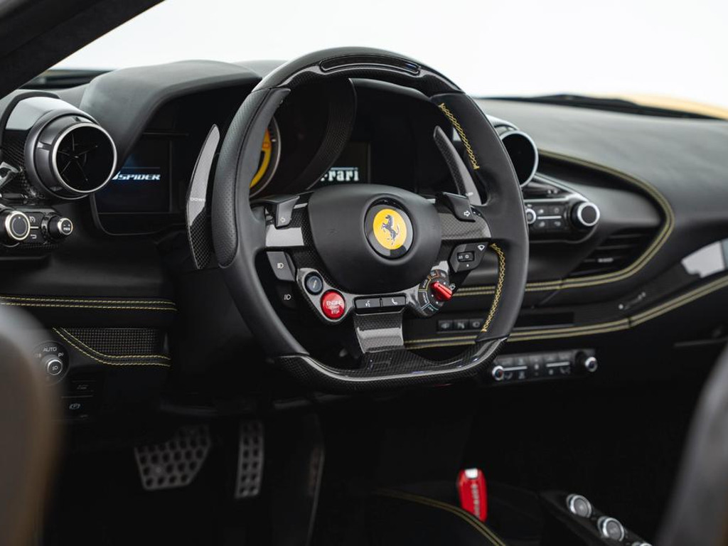 Ferrari F8