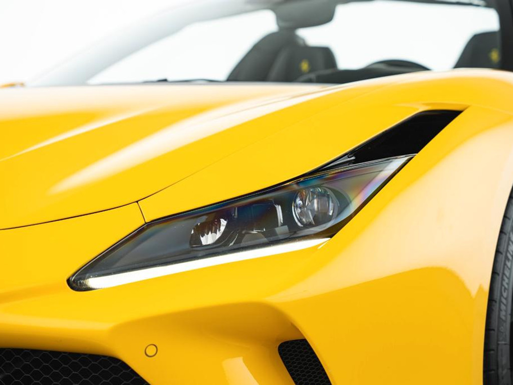 Ferrari F8