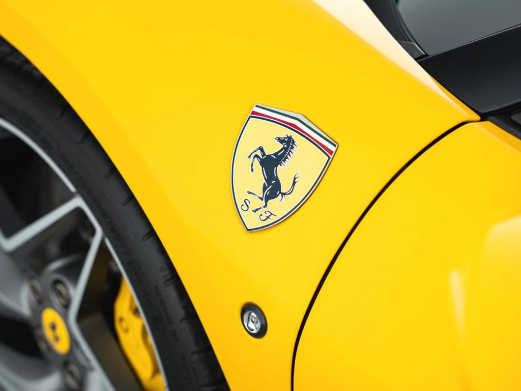 Ferrari F8