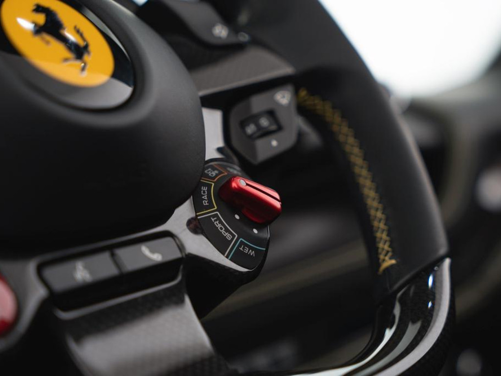 Ferrari F8