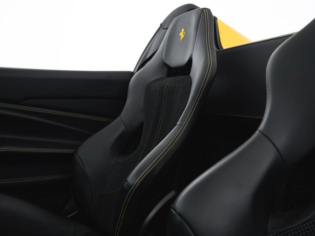 Ferrari F8
