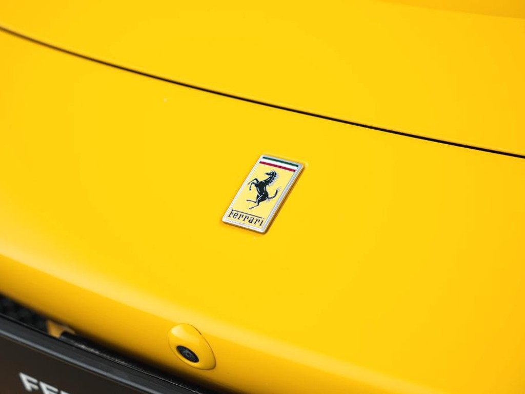 Ferrari F8