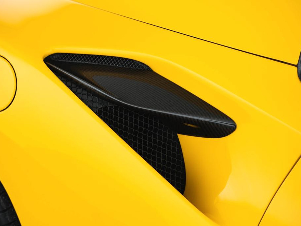 Ferrari F8
