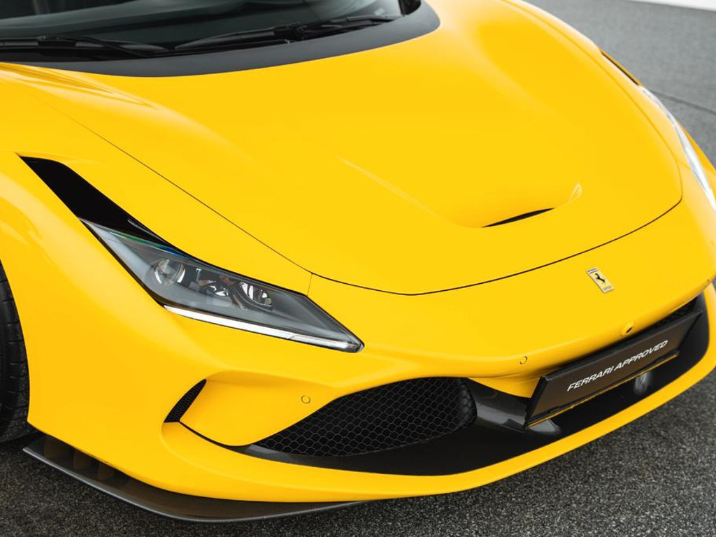 Ferrari F8