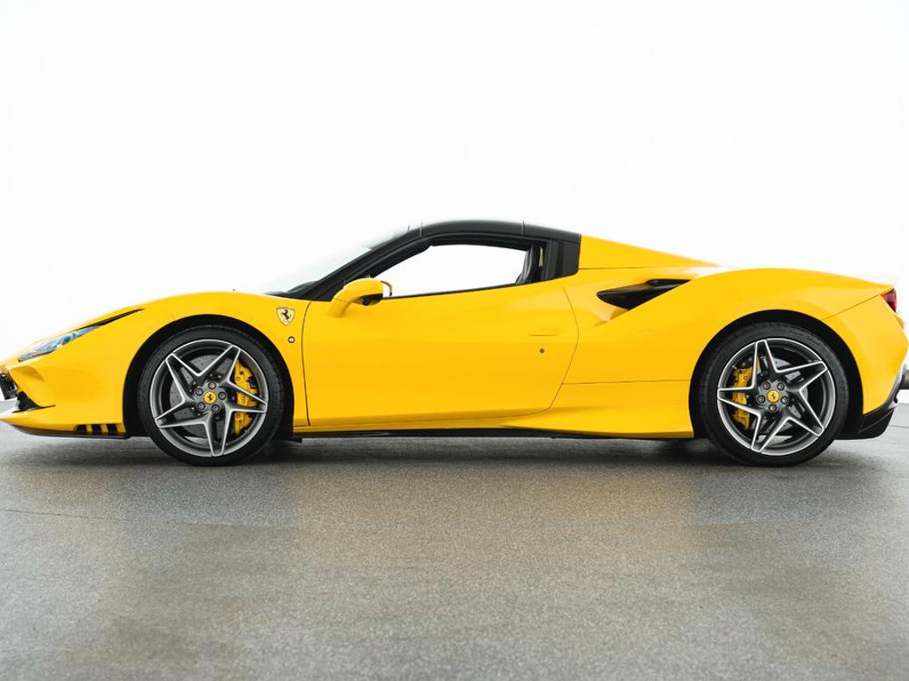 Ferrari F8