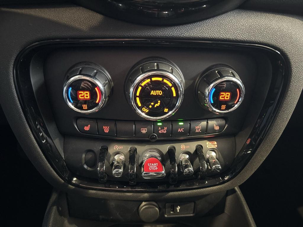 Mini Cooper D Clubman Navi Rückfahrkamera LED Tempoma