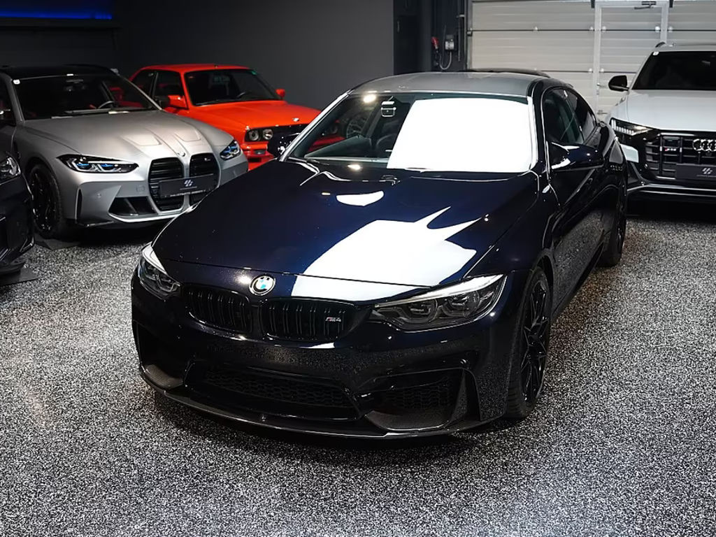 BMW M4 Competition CS