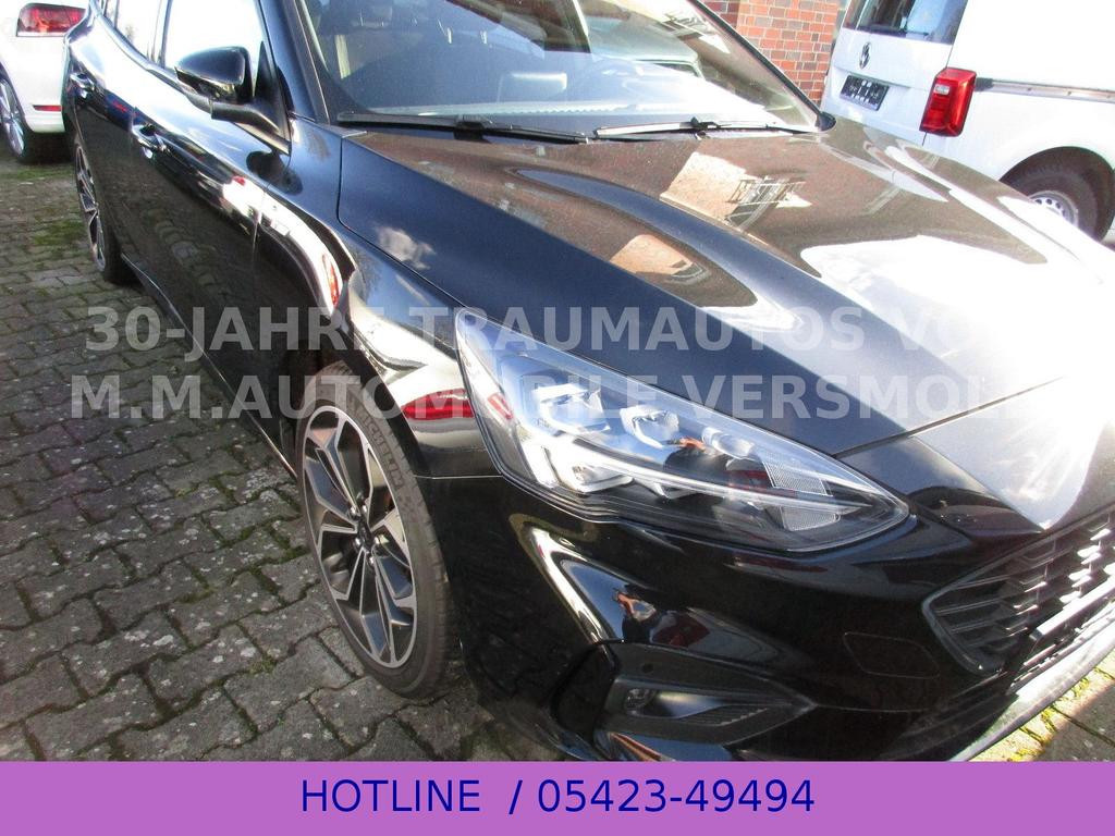 Ford Focus Wagon ST Line