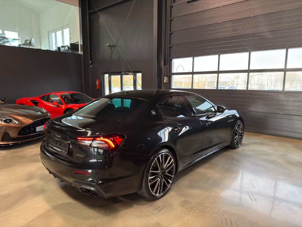 Maserati Ghibli