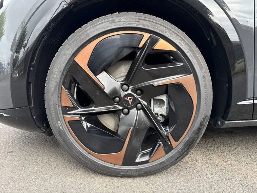 Cupra Tavascan