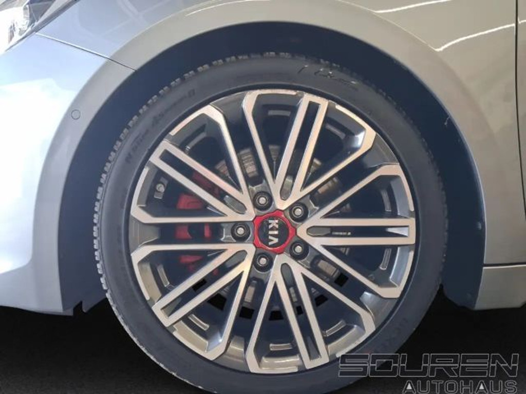 Kia ProCeed