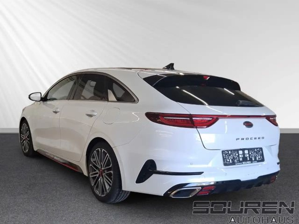 Kia ProCeed