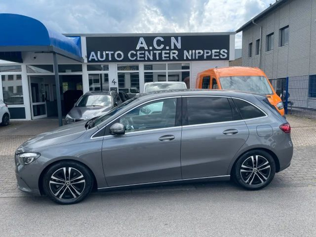 Mercedes-Benz B-Klasse B 180 B 180 d