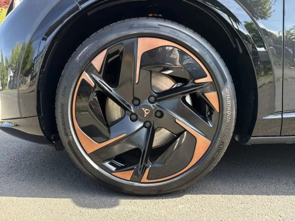 Cupra Tavascan
