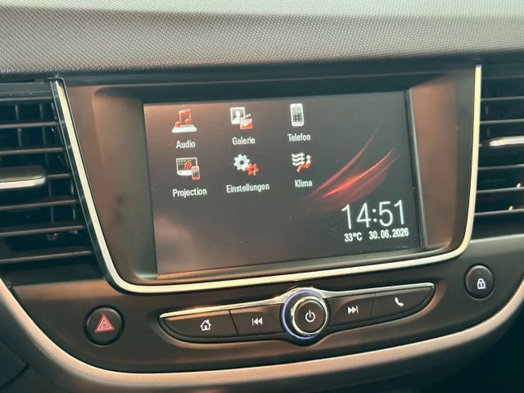 Opel Crossland X
