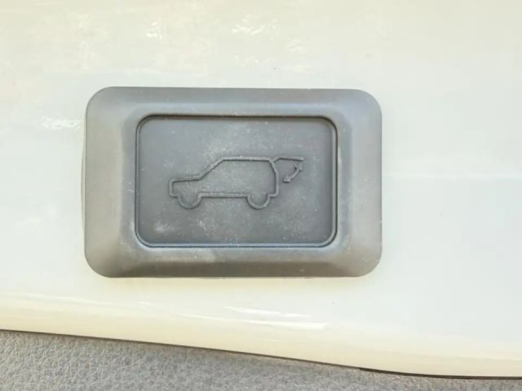 Suzuki Across