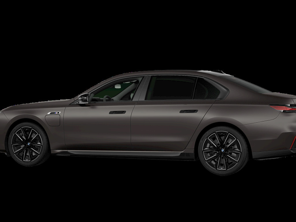 BMW M760