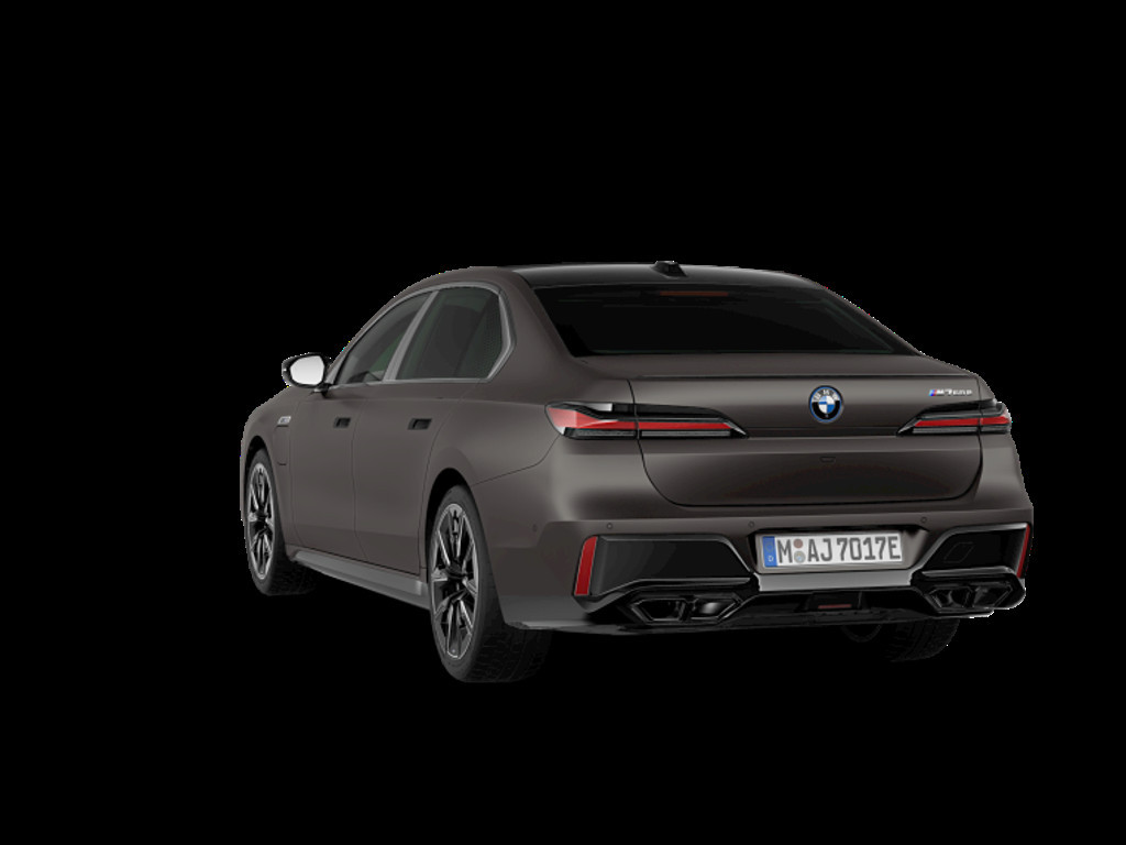 BMW M760