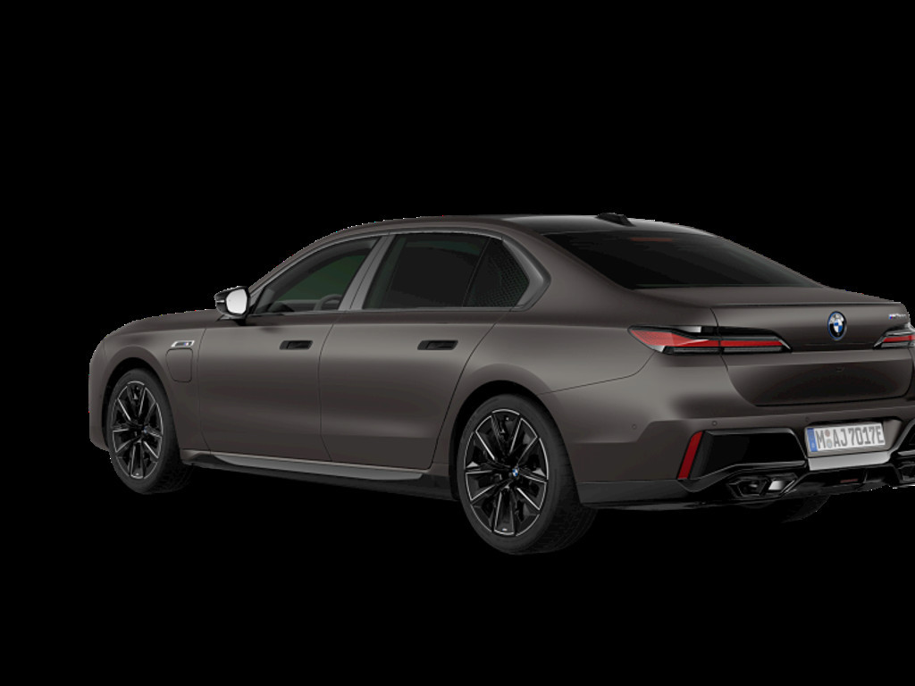 BMW M760