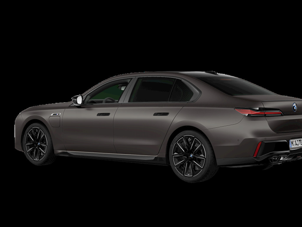 BMW M760