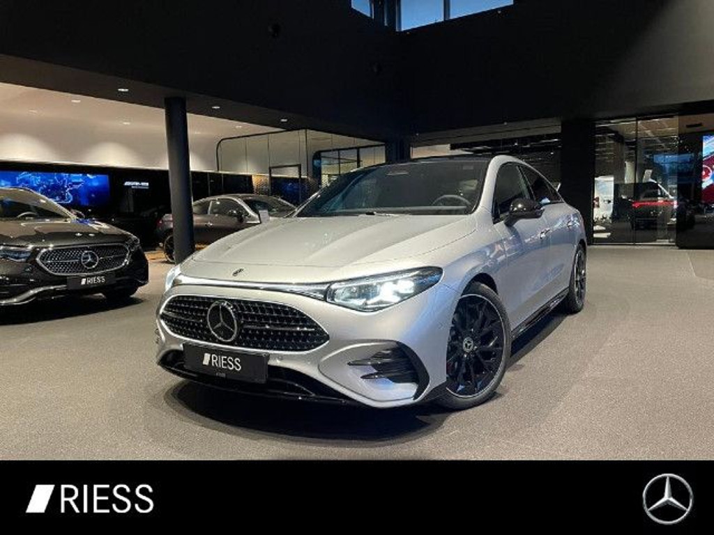Mercedes-Benz CLA-Klasse CLA 200 AMG Line Sedan