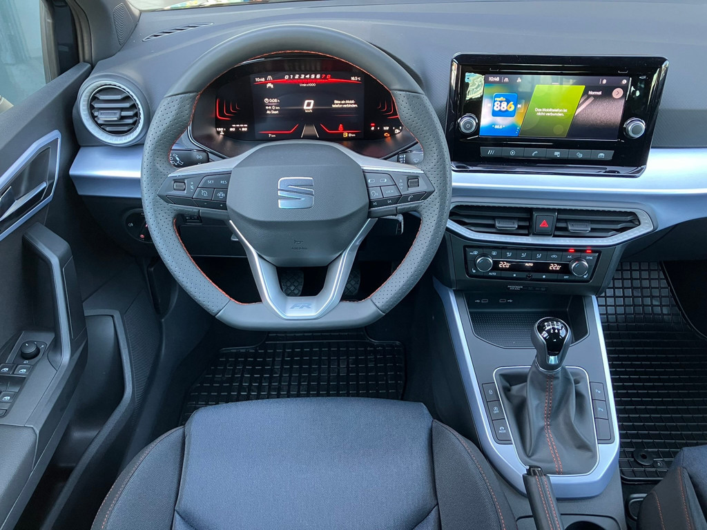 Seat Arona