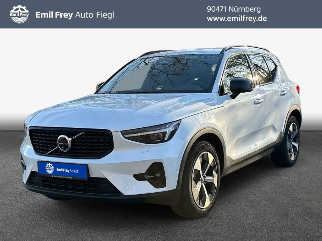 Volvo XC40 Plus Dark