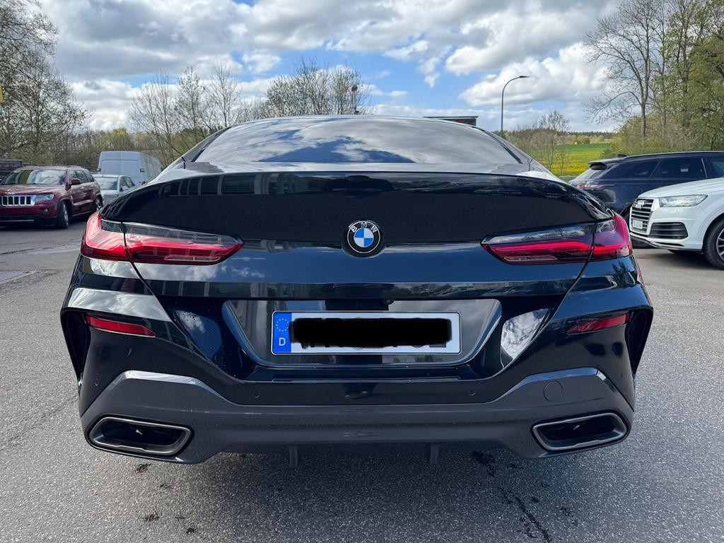 BMW M850