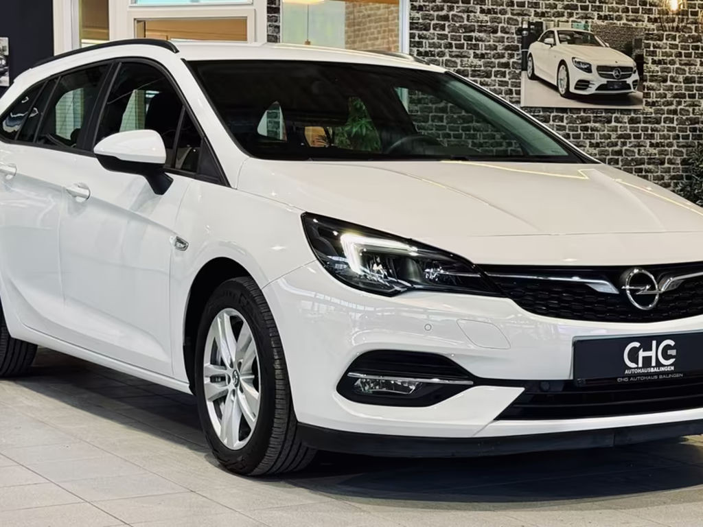 Opel Astra Sports Tourer Edition